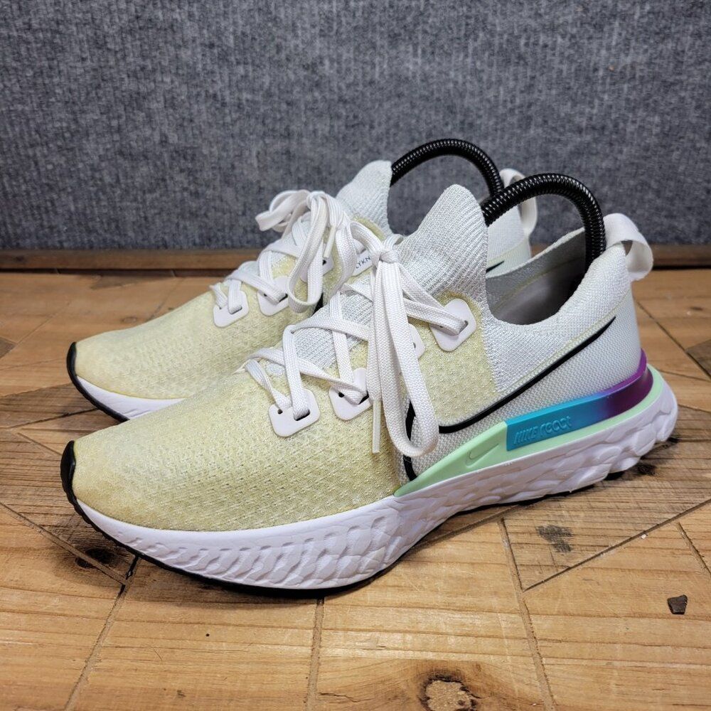 Nike React Infinity Run Flyknit‎ Mens Shoes 8 White Black Green Knit Sneakers - Picture 2 of 12